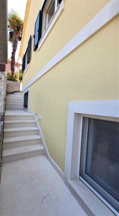 Aria Sumartin Exterior foto